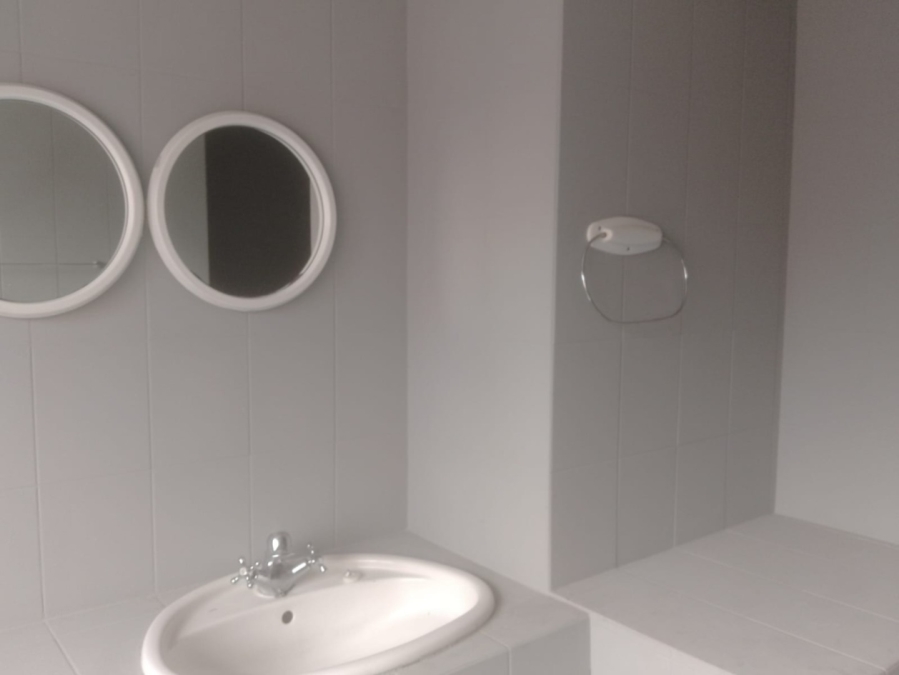 1 Bedroom Property for Sale in Brandwag Free State